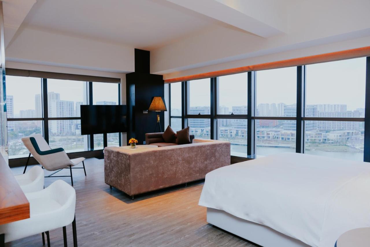 Hyatt Centric Lakeside Ningbo Exterior photo