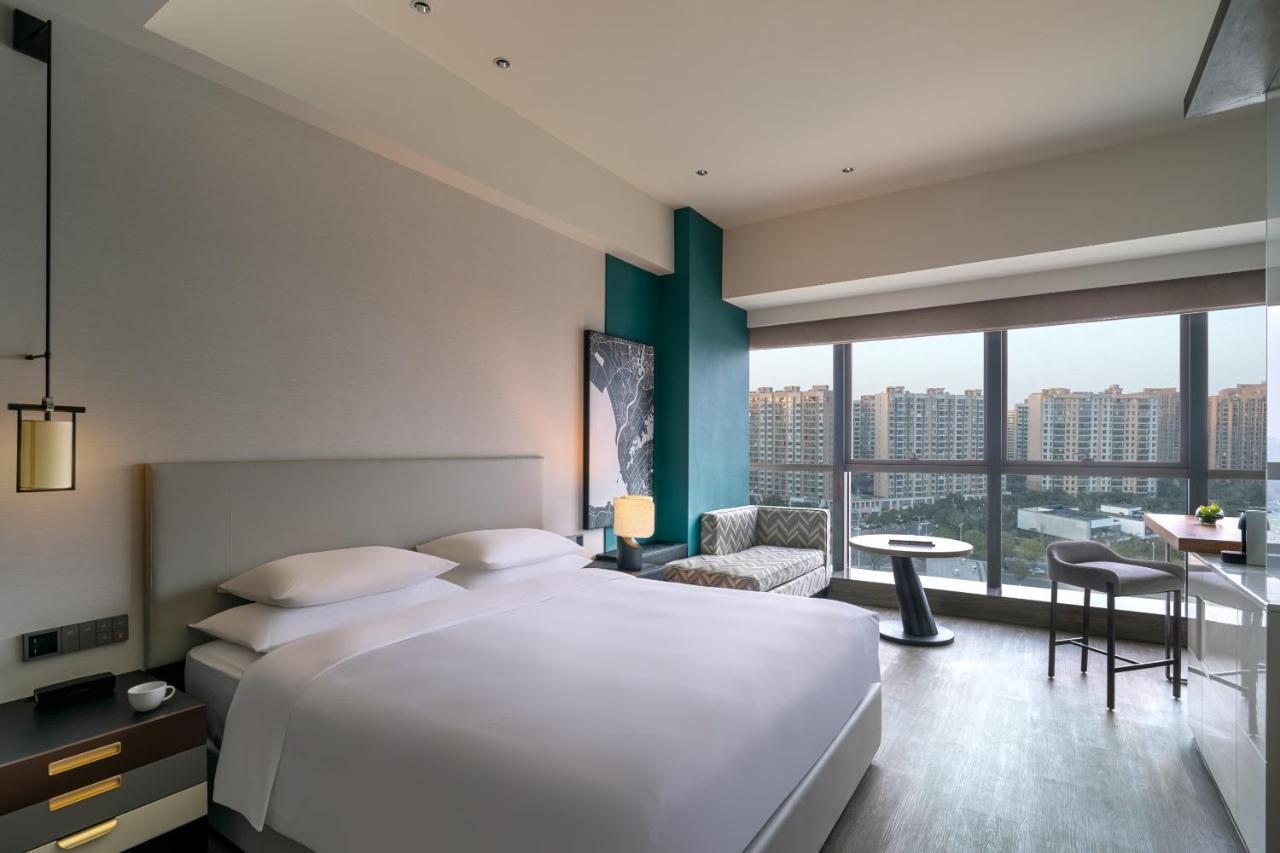 Hyatt Centric Lakeside Ningbo Exterior photo