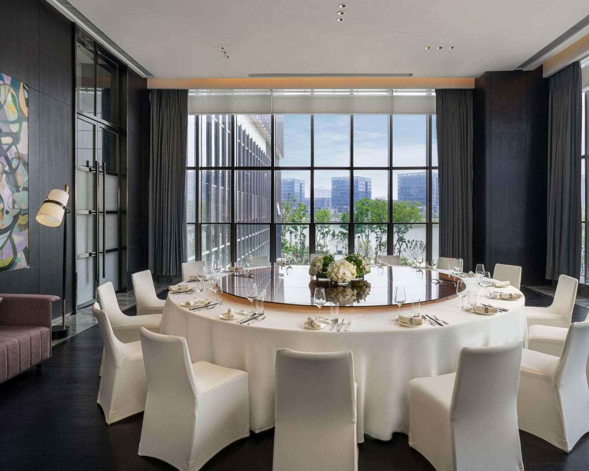 Hyatt Centric Lakeside Ningbo Exterior photo